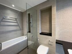 Charlton 27 (D19), Terrace #561584301